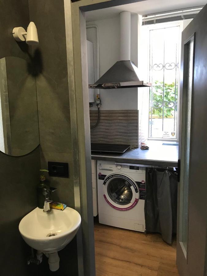 Апартаменты На Дворянская Odessa Extérieur photo