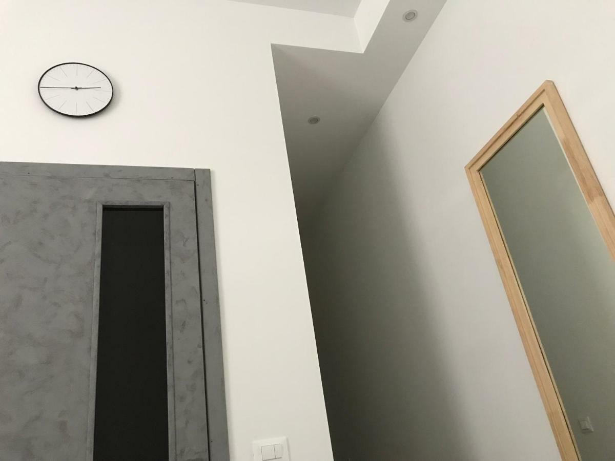 Апартаменты На Дворянская Odessa Extérieur photo